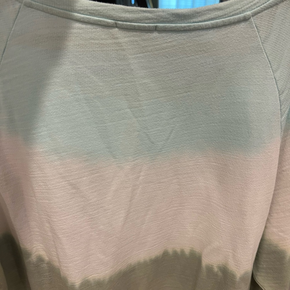 C&C California Mint and White Ombre Sweatshirt - Picture 3 of 6